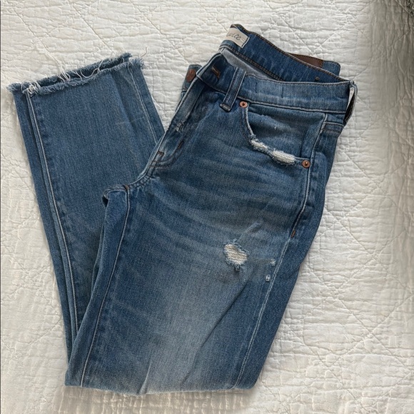 Madewell Ripped Jean - Picture 1 of 4